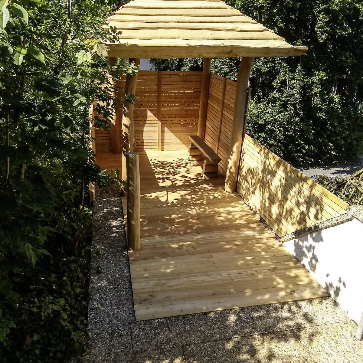 Pavillion aus Holz für Kinderspielplatz